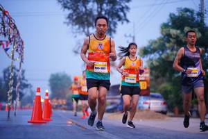 BIB: 1066, 145, 6548
                            <button type="button" onclick="openModal(9924335)" class="btn btn-primary btn-sm float-right btn-popup" data-toggle="modal" data-target=".modal-high-quality">
                        <i class="fas fa-shopping-cart"></i> Add to Cart
                    </button>
                                            <button type="button" onclick="isThisMe(9924335, true)" class="btn btn-success btn-sm float-right btn-popup btn-isme hidden" data-toggle="tooltip" data-placement="bottom" title="นี่คือรูปของคุณใช่ไหม คลิกที่นี่เพื่อเอาเข้าอัลบั้ม">
                        <i class="fas fa-plus"></i> Add to album
                    </button>
                    <button type="button" onclick="isThisMe(9924335, false)" class="btn btn-warning btn-sm float-right btn-popup btn-isnotme hidden">
                        <i class="fas fa-ban"></i> Remove from album
                    </button>